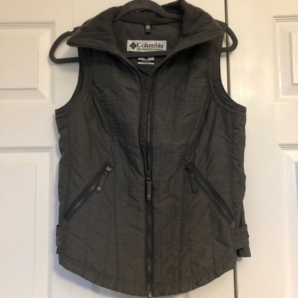COLUMBIA grey vest